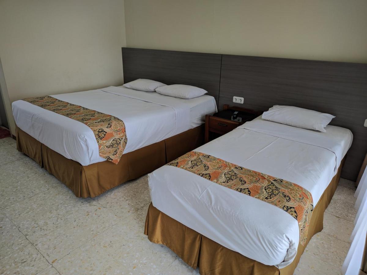 Hotel Pondok Asri Tawangmangu Extérieur photo