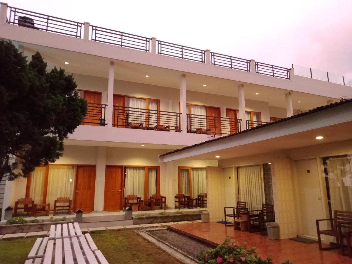 Hotel Pondok Asri Tawangmangu Extérieur photo